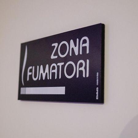 Luxe & Central Haven - Jacuzzi, Sauna, Steam, Private Parking Como Bagian luar foto